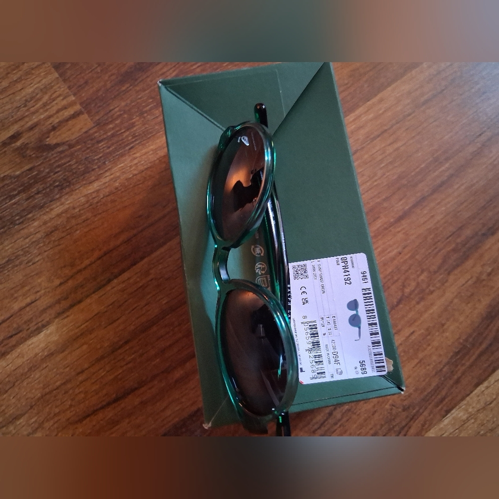 POLO RALPH L AUREN SUNGLASSES. NWOT
